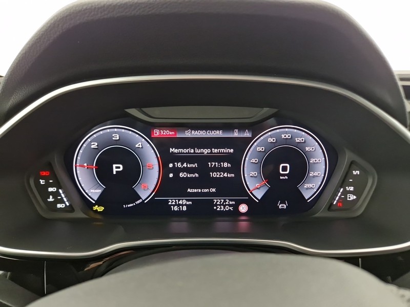 Audi Q3 35 2.0 tdi s line edition s-tronic