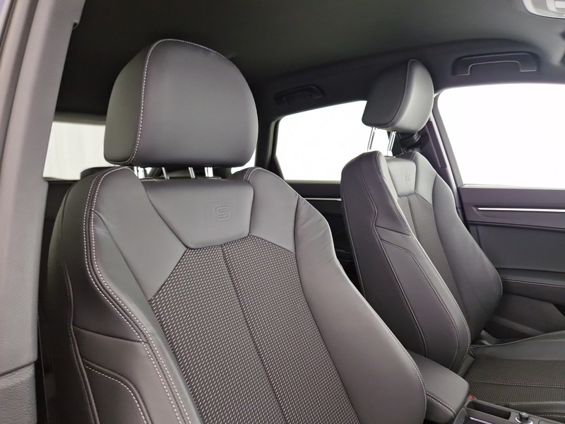 Audi Q3 35 2.0 tdi s line edition s-tronic