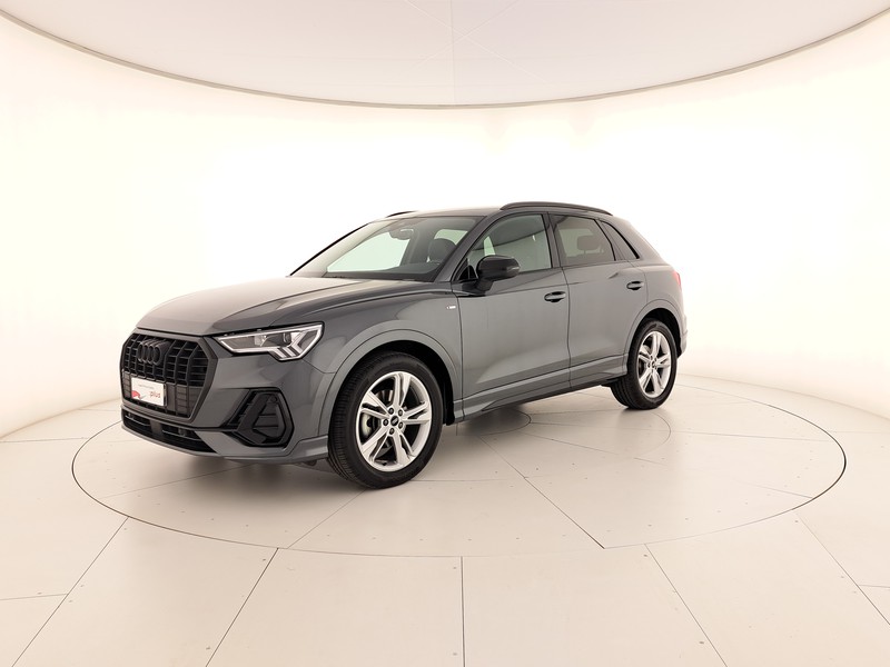 Audi Q3 35 2.0 tdi s line edition s-tronic