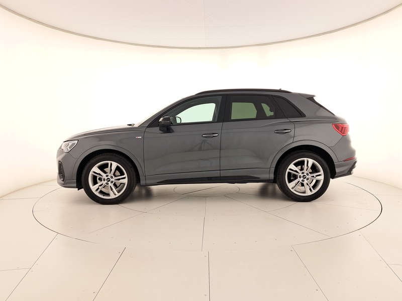 Audi Q3 35 2.0 tdi s line edition s-tronic