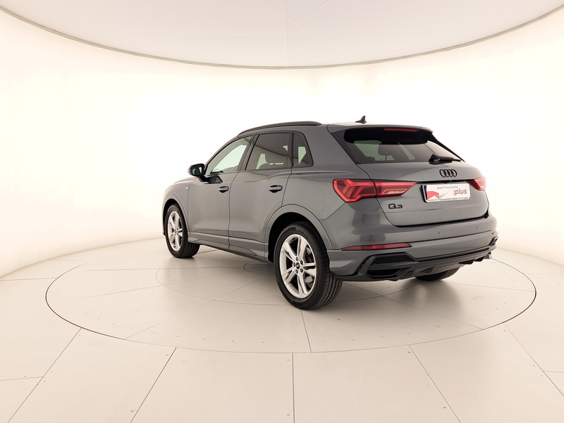 Audi Q3 35 2.0 tdi s line edition s-tronic