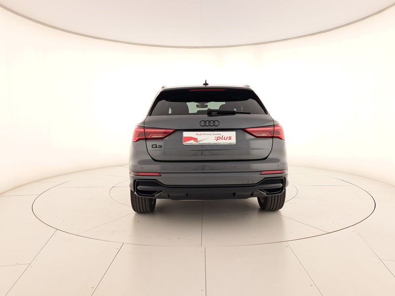 Audi Q3 35 2.0 tdi s line edition s-tronic