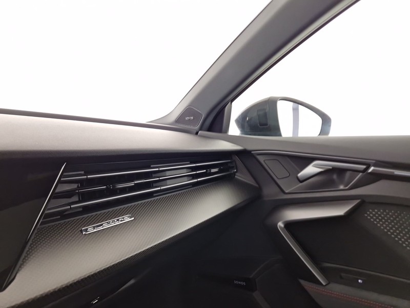 Audi RS3 sportback 2.5 tfsi quattro s-tronic