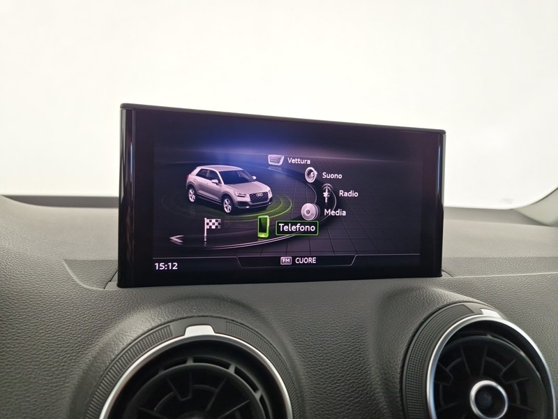 Audi Q2 30 2.0 tdi admired s-tronic