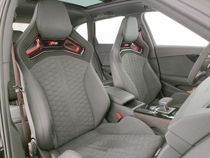 Audi RS4 avant 2.9 tfsi quattro 450cv tiptronic