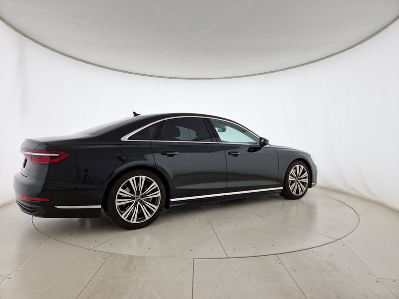 Audi A8 60 3.0 tfsi e quattro tiptronic