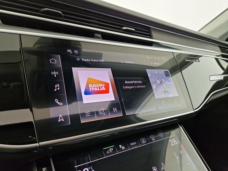 Audi A8 60 3.0 tfsi e quattro tiptronic