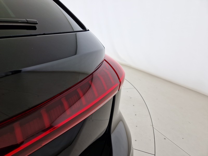 Audi A5 avant 2.0 tfsi s line edition 150cv s-tronic