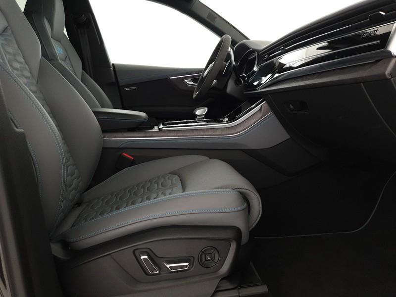 Audi RSQ8 4.0TFSI 600CV quattro tiptronic