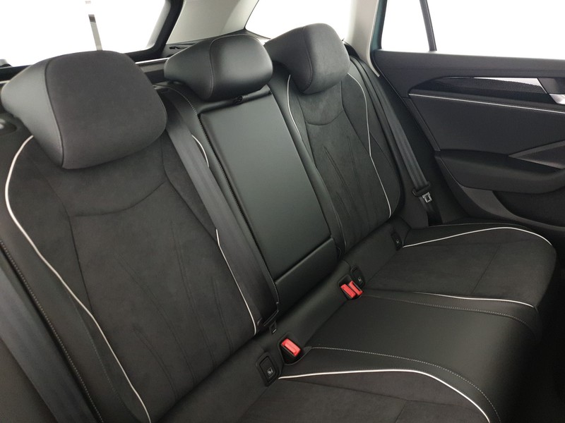 Volkswagen Passat 2.0 tdi scr business 150cv dsg