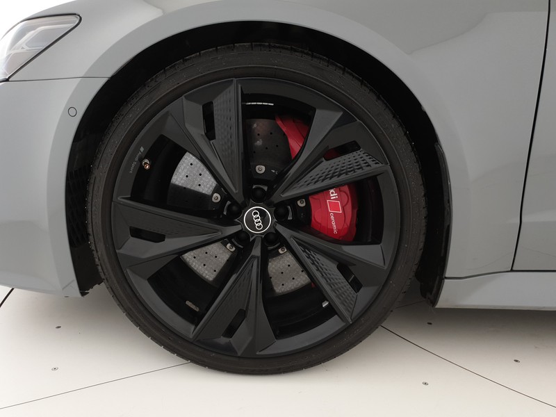 Audi RS7 4.0TFSI 600CV quattro tiptronic