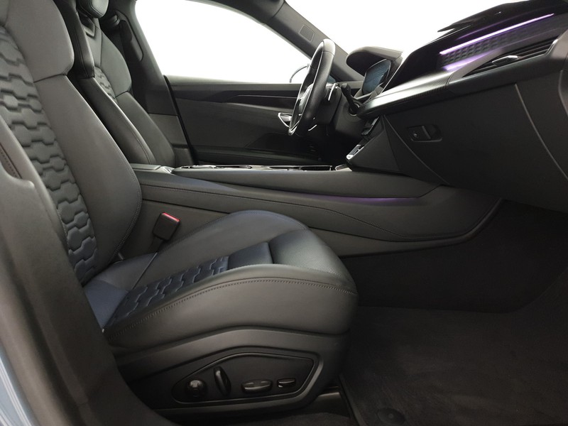 Audi e-tron GT quattro 530CV