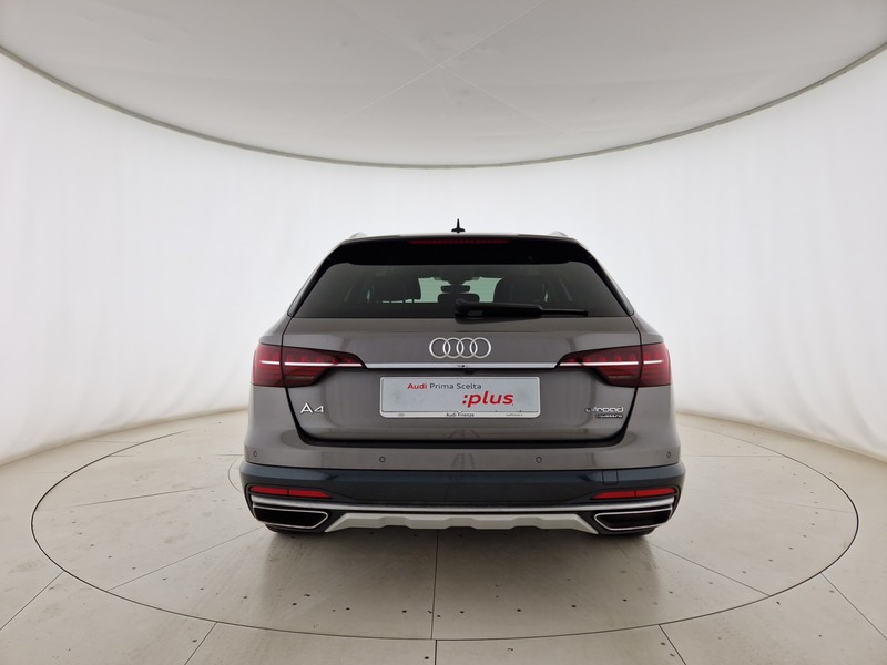 Audi A4 allroad allroad 40 2.0 tdi mhev identity contrast quattro 204cv s-tronic