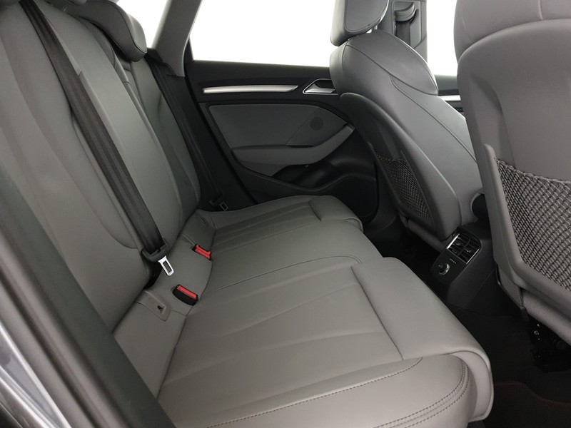 Audi S3 Sportback 2.0TFSI 300CV quattro S tronic