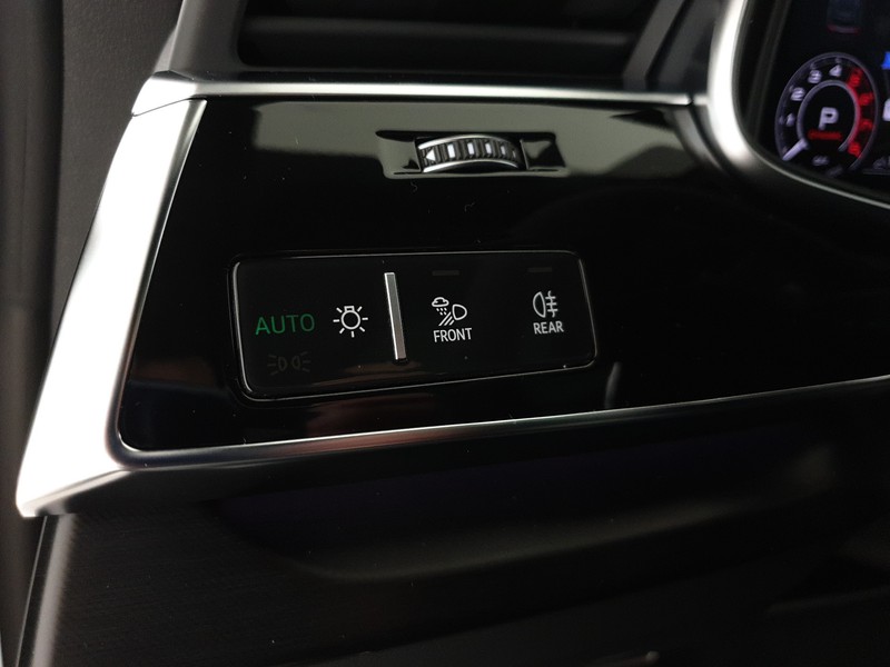 Audi RSQ8 4.0TFSI 640CV quattro tiptronic Performance