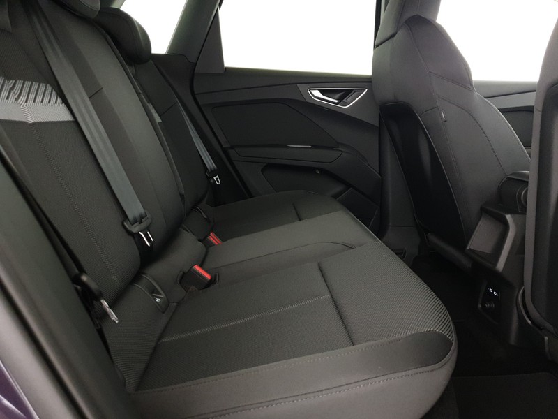 Audi Q4 e-tron 40 204CV Custom Edition