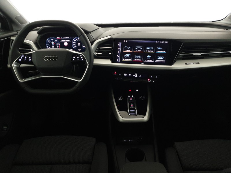 Audi Q4 e-tron 40 204CV Custom Edition