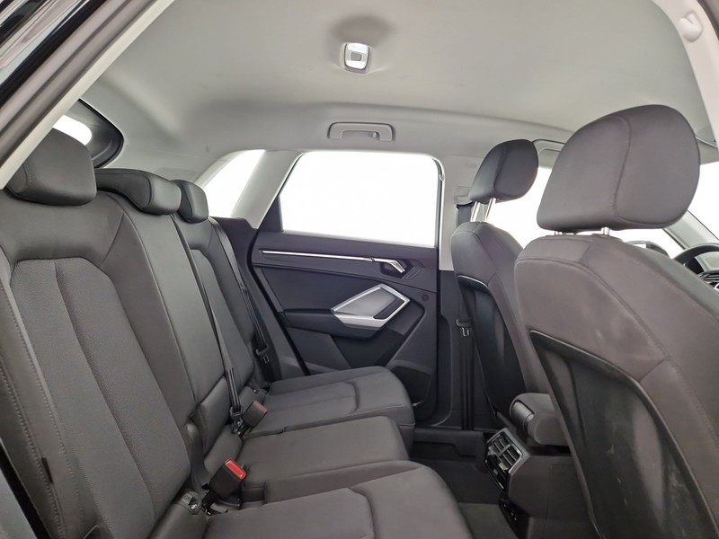 Audi Q3 45 1.4 tfsi e business s-tronic