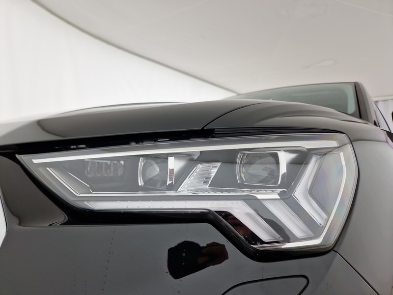 Audi Q3 45 1.4 tfsi e business s-tronic