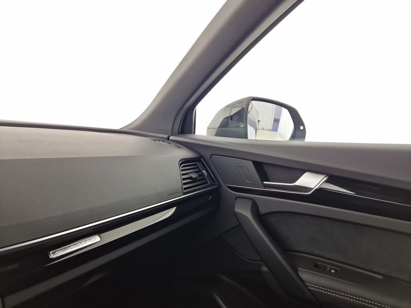 Audi Q5 sportback 40 2.0 tdi mhev 12v identity black quattro s-tronic