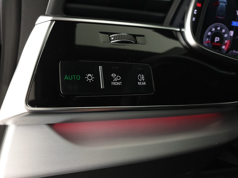 Audi SQ8 4.0TFSI 507CV quattro tiptronic Sport Attitude