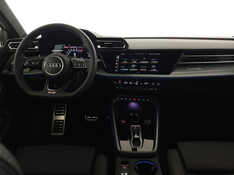 Audi S3 Sportback 2.0TFSI 333CV quattro Str Sport Attitude