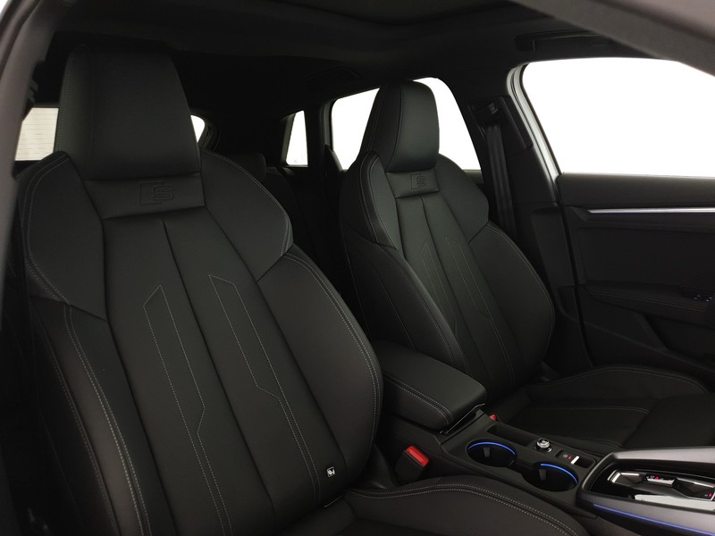 Audi S3 Sportback 2.0TFSI 333CV quattro Str Sport Attitude