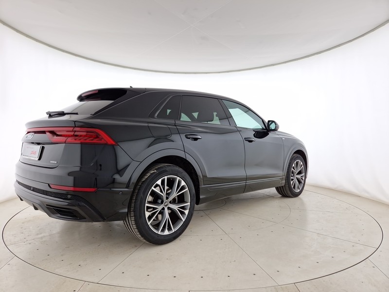 Audi Q8 55 3.0 tfsi e sport quattro tiptronic