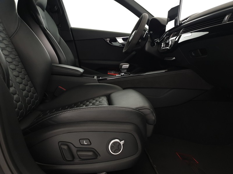 Audi RS4 Avant 2.9TFSI 450CV quattro tiptronic