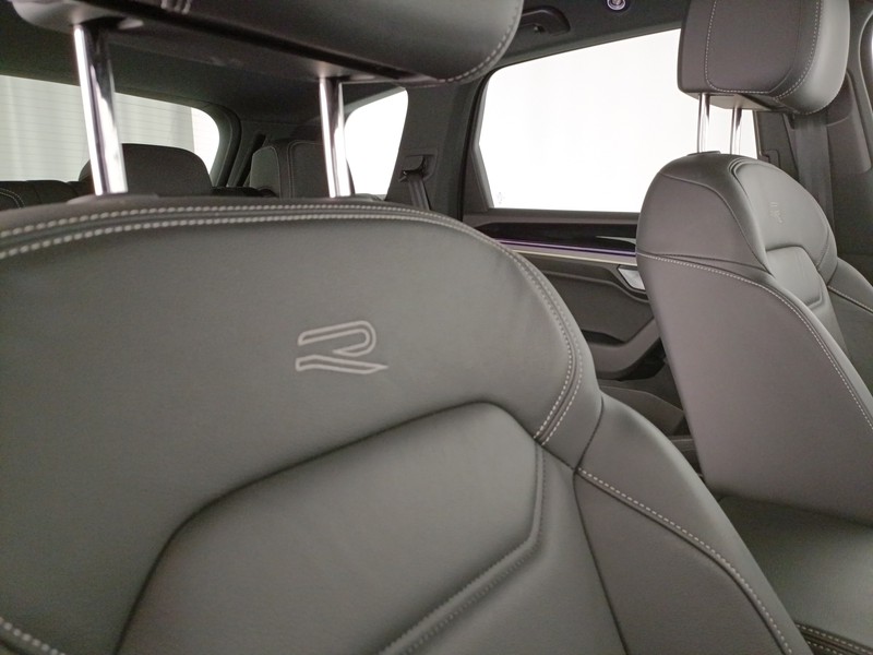 Volkswagen Touareg 3.0 v6 tdi scr r-line 231cv auto