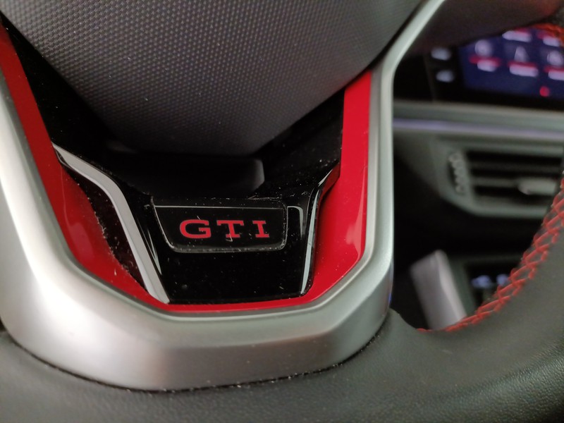 Volkswagen Polo 2.0 tsi gti dsg