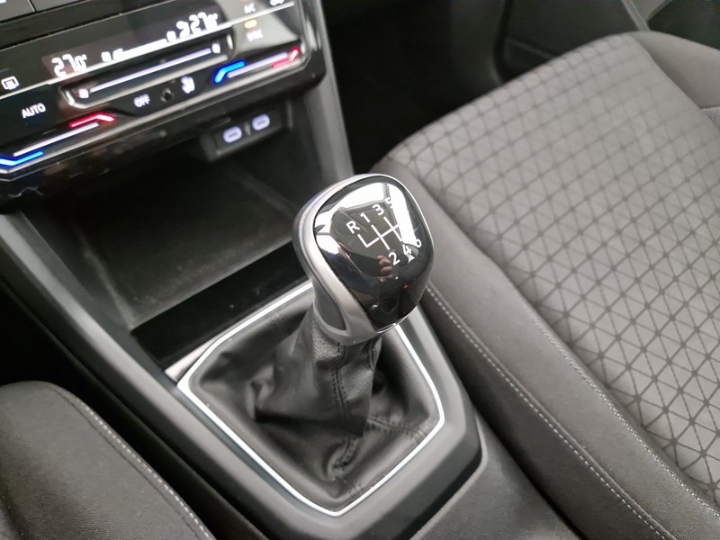 Volkswagen T-Cross 1.0 tsi style 110cv