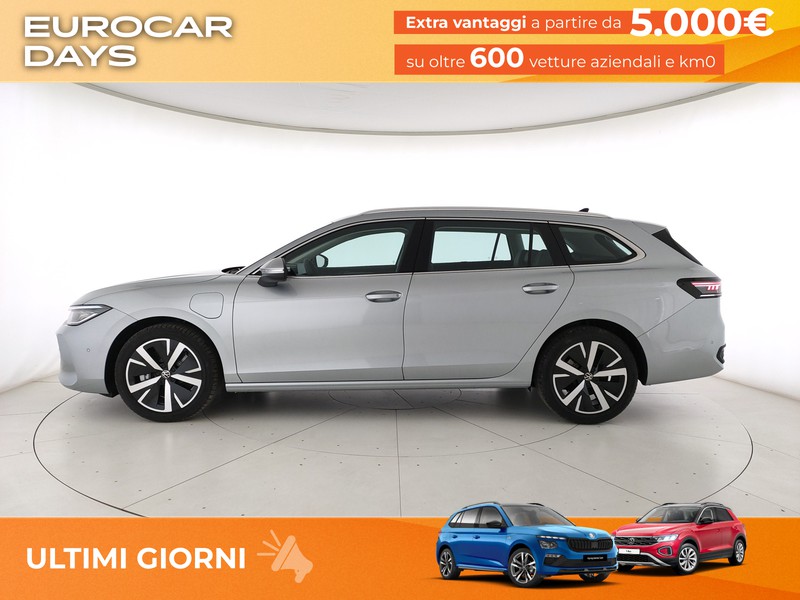 Volkswagen Passat 1.5 tsi ehybrid business 204cv dsg