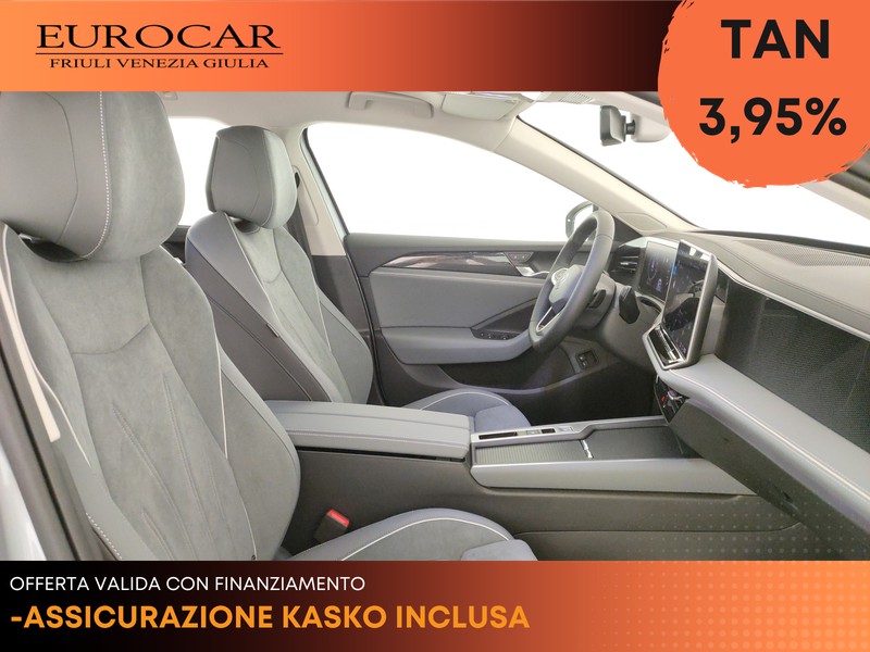 Volkswagen Passat 1.5 tsi ehybrid business 204cv dsg