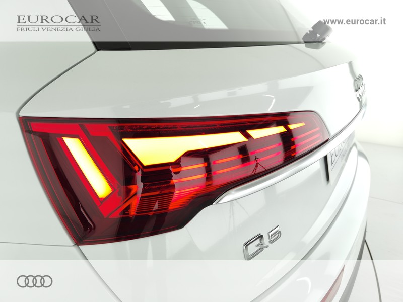 Audi Q5 50 2.0 tfsi e business quattro s-tronic