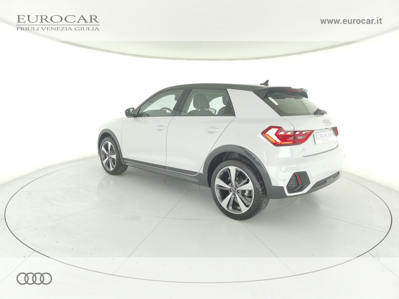Audi A1 allstreet 30 1.0 tfsi identity contrast 116cv s tronic