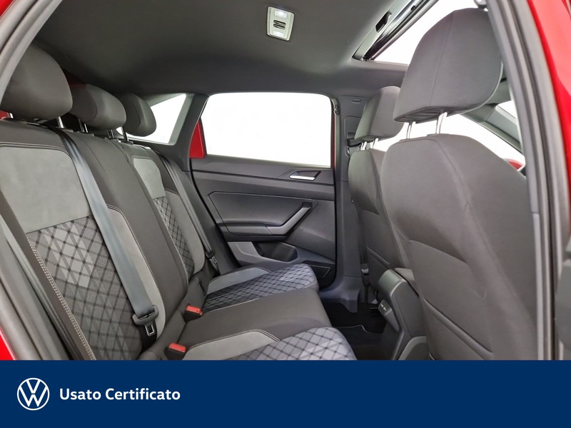 Volkswagen Taigo 1.0 tsi r-line 110cv