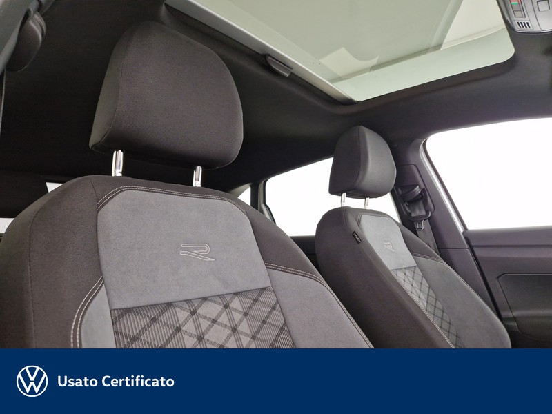 Volkswagen Taigo 1.5 tsi r-line 150cv dsg