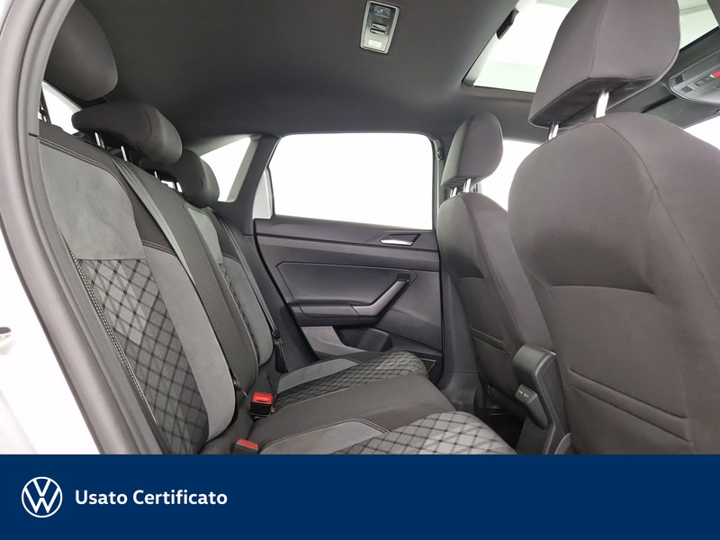 Volkswagen Taigo 1.5 tsi r-line 150cv dsg