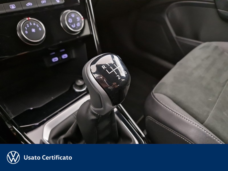 Volkswagen T-Roc 1.5 tsi r-line
