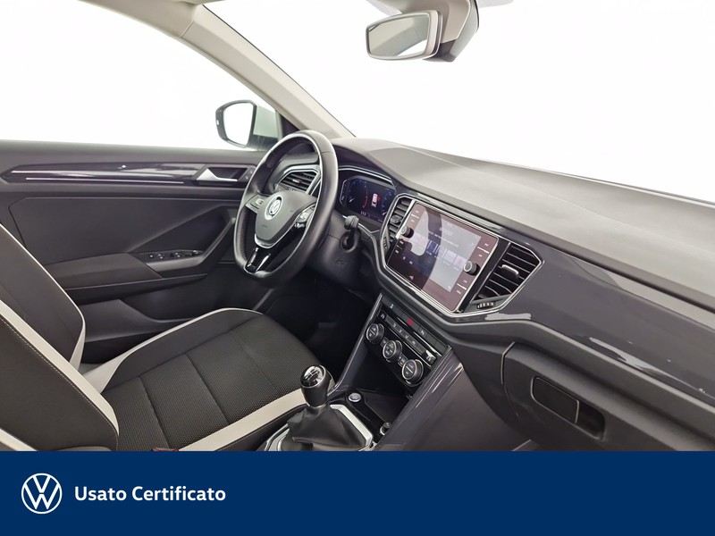 Volkswagen T-Roc 1.5 tsi advanced