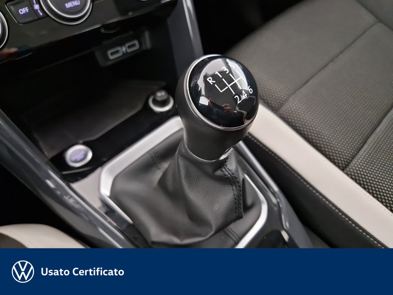 Volkswagen T-Roc 1.5 tsi advanced