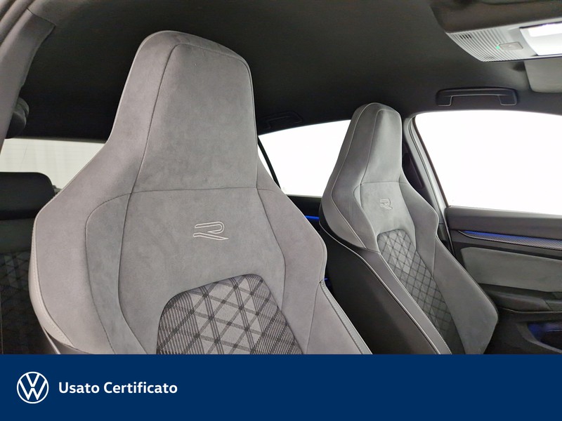Volkswagen Golf 1.5 tsi evo r-line 150cv