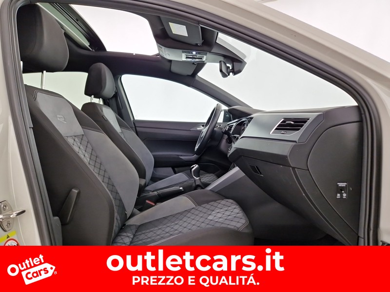Volkswagen Taigo 1.0 tsi r-line 110cv