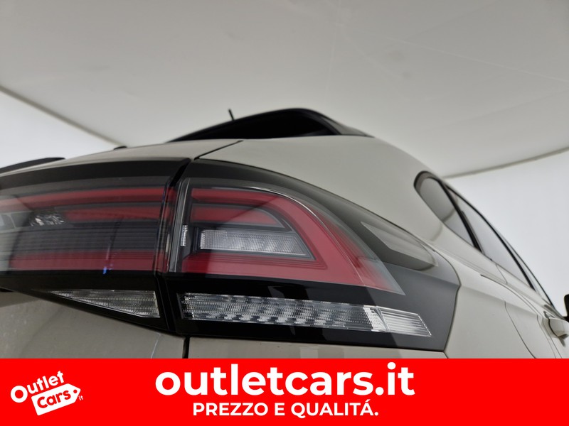 Volkswagen Taigo 1.0 tsi r-line 110cv