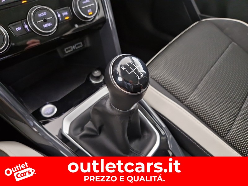 Volkswagen T-Roc 1.0 tsi advanced