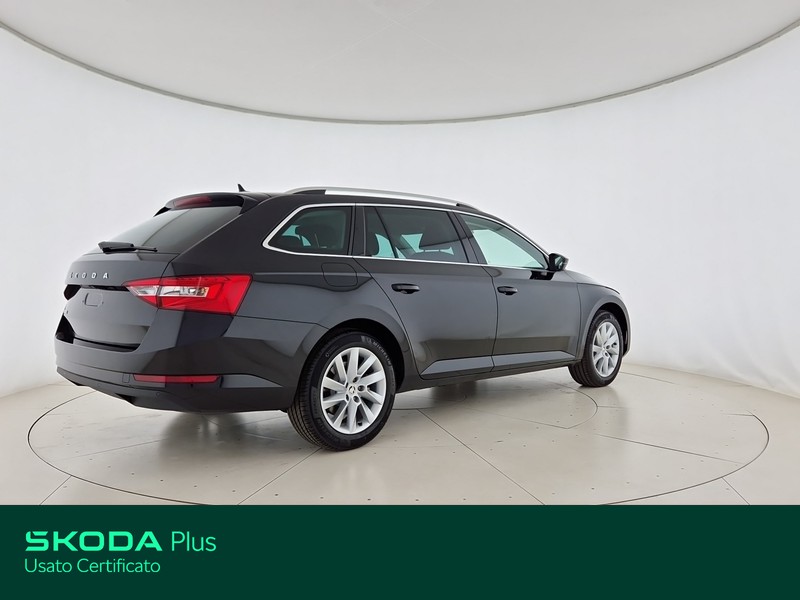 Skoda Superb wagon 2.0 tdi evo executive 150cv dsg