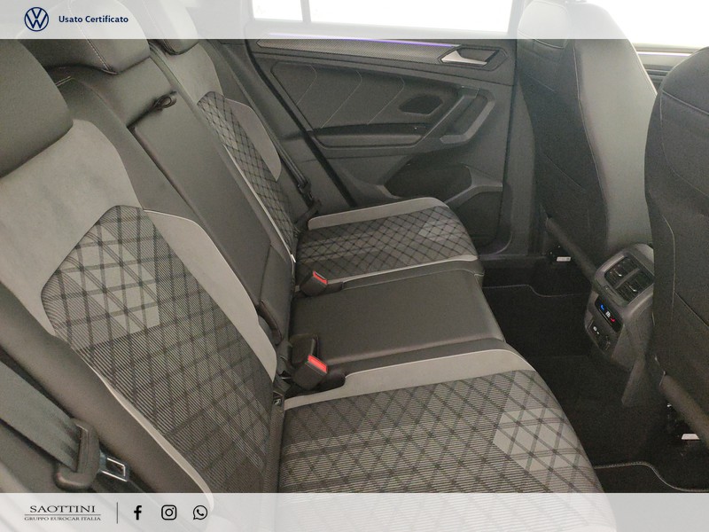 Volkswagen Tiguan 1.5 TSI R-line 150 CV DSG