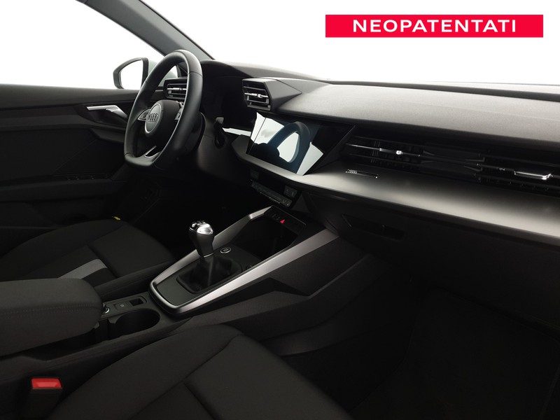 Audi A3 Sportback 30TDI 116CV Business Advanced