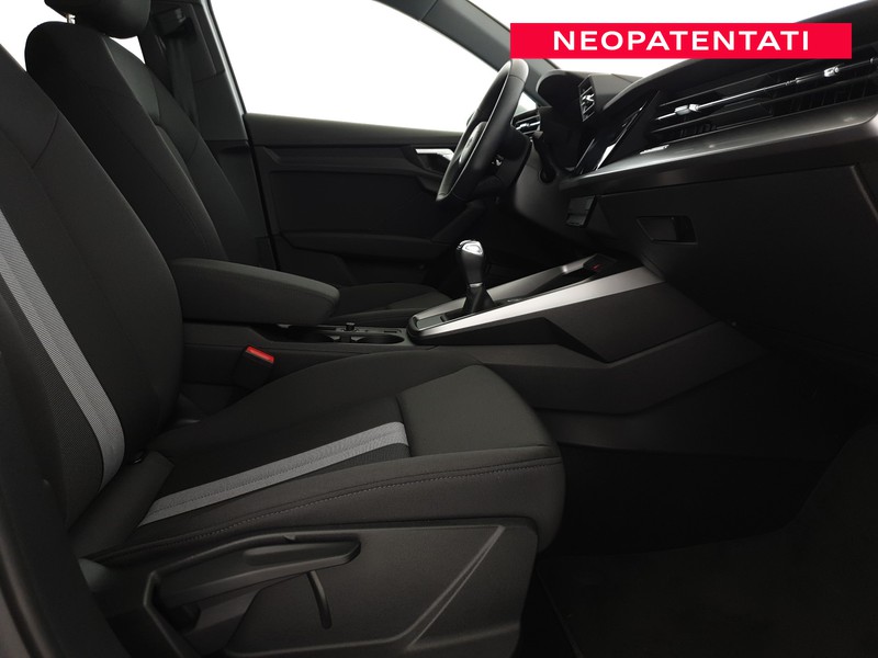 Audi A3 Sportback 30TDI 116CV Business Advanced